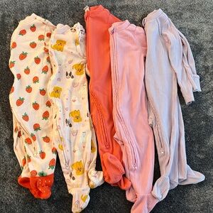 Old Navy 6-9 month footie pjs